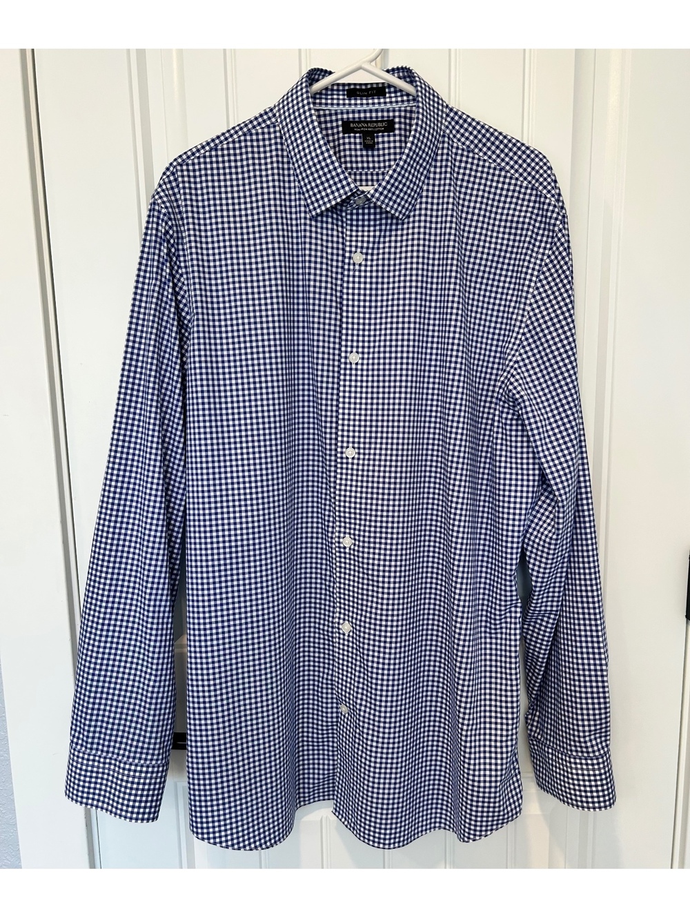 Banana Republic men’s blue gingham button up XL dress shirt